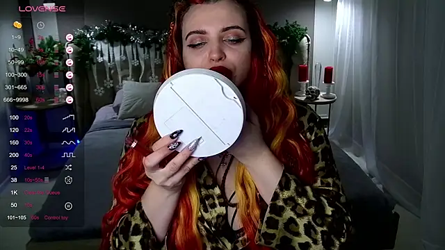 Snapshot of Miss_Maya_Mils chatting on 31, 12, 2024 Miss Maya Mils online show from 31, 12, 2024