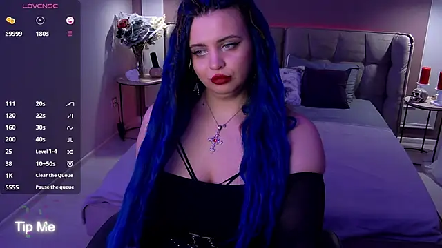 Miss Maya Mils online show from 24, 11, 2025