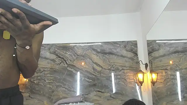 Snapshot of kaleb_violeta_1 chatting on 14, 12, 2025 kaleb violeta 1 online show from 14, 12, 2025