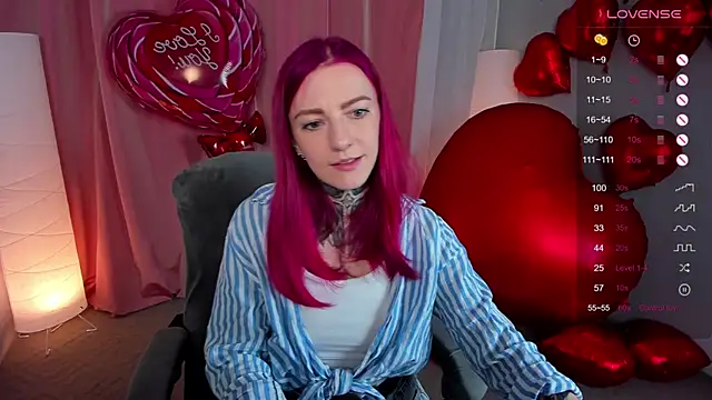 Roxy      online show from 13, 2, 2025