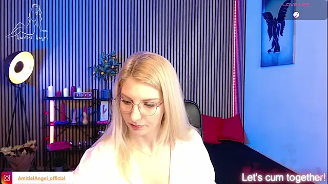 Snapshot of Amitiel_Angel chatting on 15, 3, 2025 Amitiel Angel online show from 15, 3, 2025