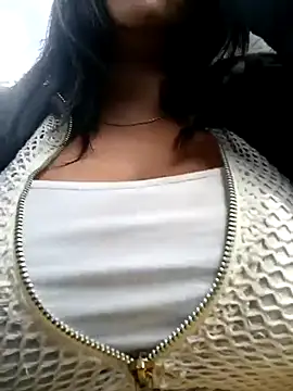 Snapshot of Cristal__04 chatting on 4, 3, 2025 Cristal 04 online show from 4, 3, 2025