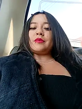 Snapshot of Cristal__04 chatting on 12, 3, 2025 Cristal 04 online show from 12, 3, 2025