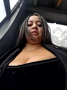 Cristal  04 online show from 24, 11, 2025