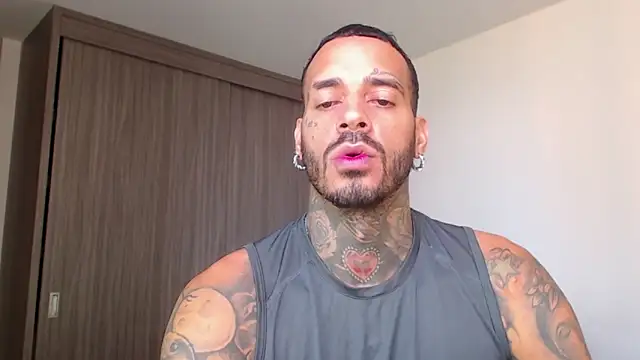 Snapshot of mulatos16 chatting on 20, 1, 2025 mulatos16 online show from 20, 1, 2025