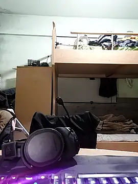 kleineid77 online show from 8, 1, 2026