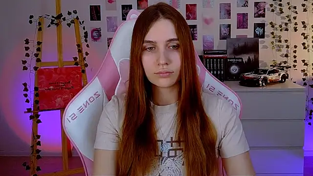 Snapshot of AliceCharmy chatting on 18, 3, 2025 AliceCharmy online show from 18, 3, 2025