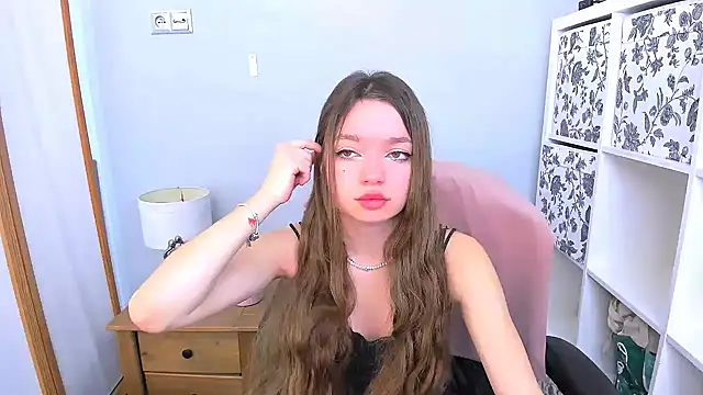 GraceLips online show from 22, 3, 2025