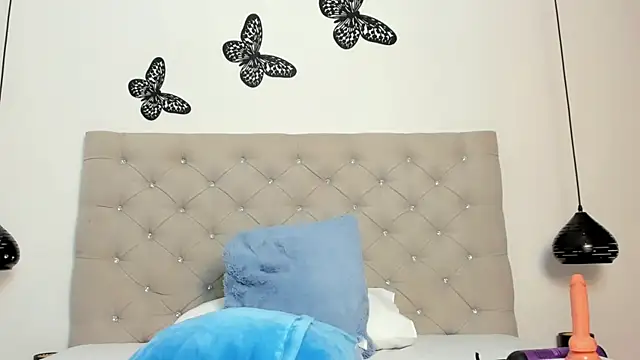 bunny maxi online show from 27, 12, 2024