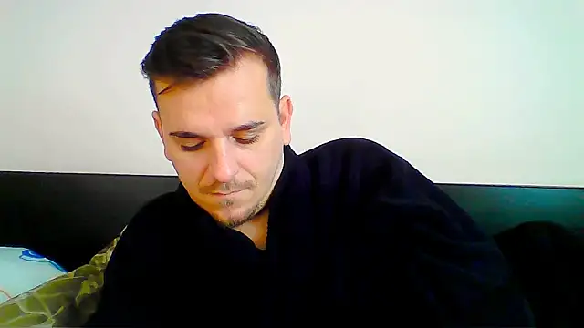 Huge cock22cm online show from 16, 12, 2025