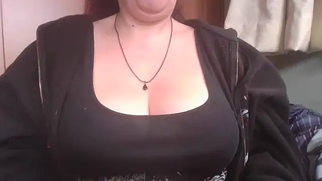 Snapshot of MissKisu chatting on 14, 5, 2026 MissKisu online show from 14, 5, 2026