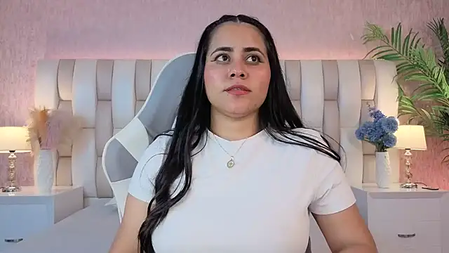 Brenda Garcia online show from 20, 9, 2025