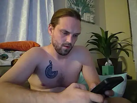 Snapshot of VitaminDrewFl chatting on 24, 3, 2026 VitaminDrewFl online show from 24, 3, 2026