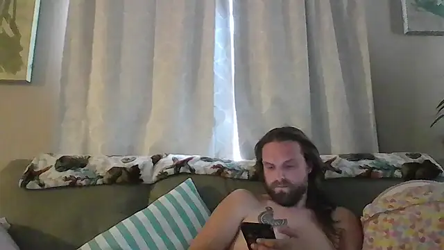 Snapshot of VitaminDrewFl chatting on 23, 5, 2026 VitaminDrewFl online show from 23, 5, 2026