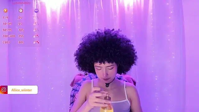 Alice winter  online show from 14, 12, 2024