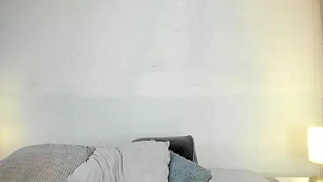 isa molly online show from 4, 3, 2025