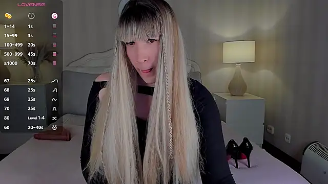 Snapshot of valeriasecret chatting on 24, 2, 2025 valeriasecret online show from 24, 2, 2025