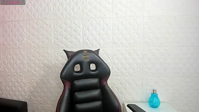 Alessandraa ferri  online show from 4, 12, 2024