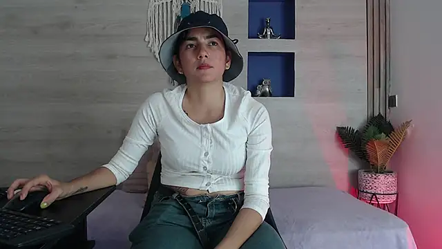 Dakotagloss online show from 16, 5, 2026