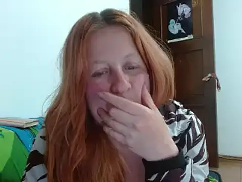 ViioletaMora online show from 27, 10, 2025