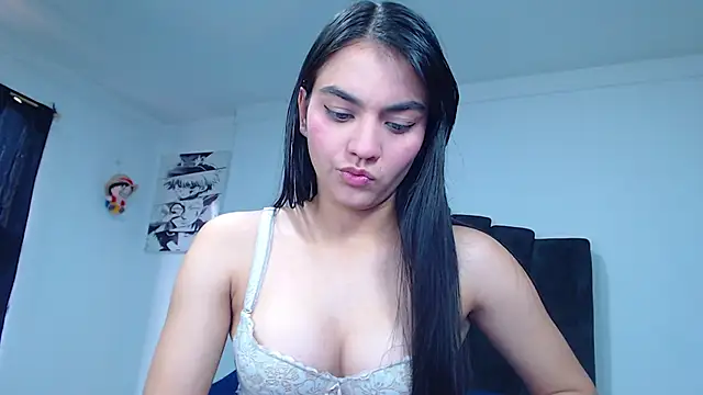 Ariel Zeo1 online show from 5, 11, 2025