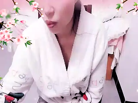 xiaoxuer online show from 19, 2, 2025