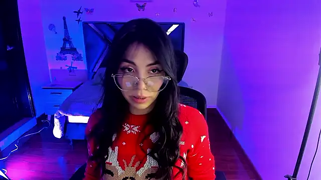 Aylinn diaz online show from 7, 12, 2024