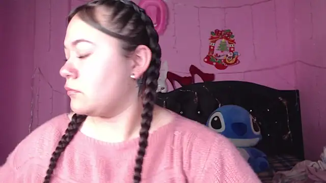 NikkiRous  online show from 3, 3, 2025