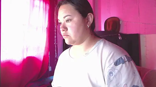 Snapshot of NikkiRous_ chatting on 2, 5, 2026 NikkiRous online show from 2, 5, 2026
