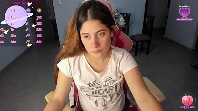 Snapshot of Lara_Asher chatting on 22, 3, 2025 Lara Asher online show from 22, 3, 2025
