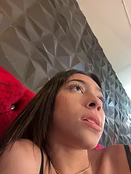 Ema azel online show from 4, 3, 2025