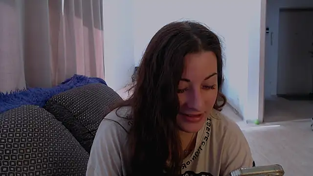 Helen Adams  online show from 16, 7, 2026