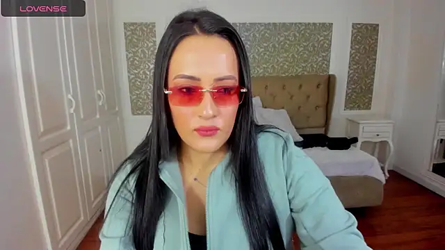 Snapshot of KimWessel_ chatting on 18, 4, 2026 KimWessel online show from 18, 4, 2026