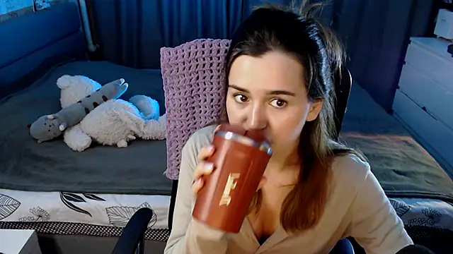 KiraYammy online show from 11, 12, 2024