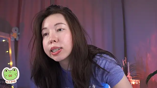 Snapshot of Sarah_Son chatting on 11, 2, 2025 Sarah Son online show from 11, 2, 2025