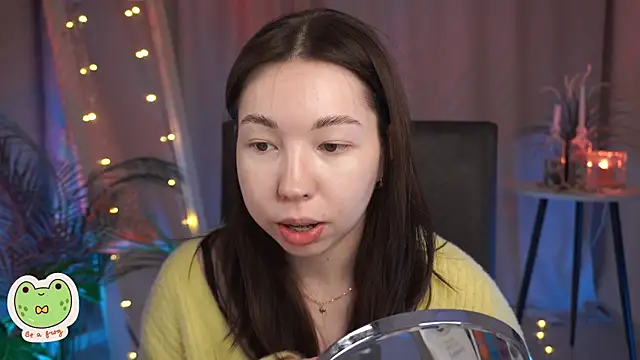 Snapshot of Sarah_Son chatting on 21, 2, 2025 Sarah Son online show from 21, 2, 2025