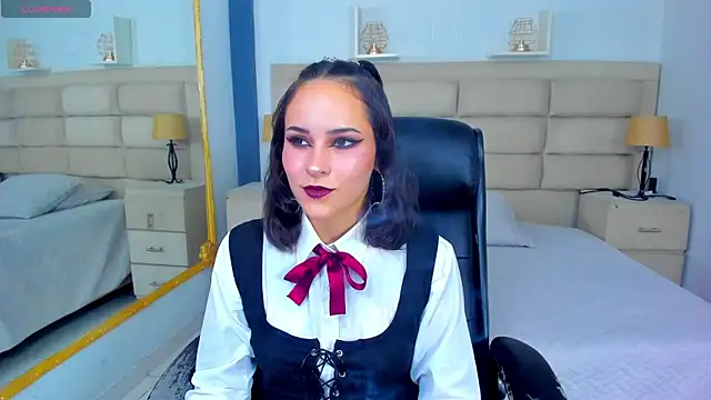 AnnyThompson  online show from 3, 10, 2025