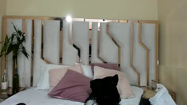 TifanyChill online show from 22, 1, 2025