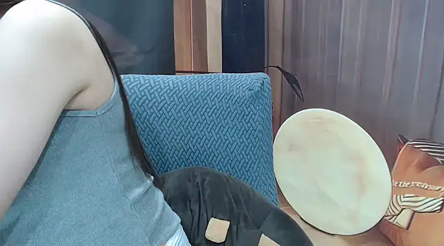 KaleAnisa online show from 11, 3, 2025