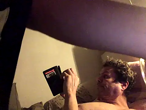 Kiss me2507 online show from 6, 12, 2024