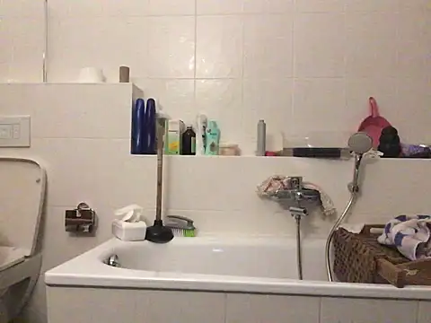 Kiss me2507 online show from 10, 12, 2024