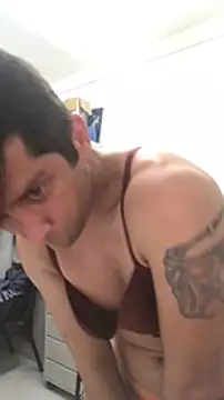 Kiss me2507 online show from 14, 12, 2024