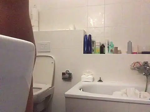 Kiss me2507 online show from 24, 12, 2024