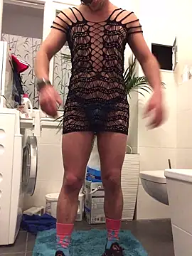 Kiss me2507 online show from 24, 12, 2024