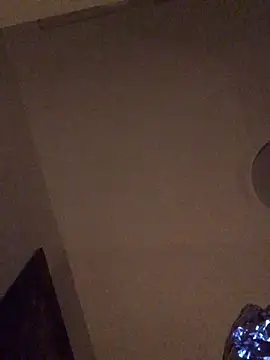 Kiss me2507 online show from 7, 1, 2025