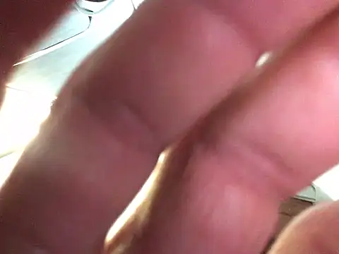 Kiss me2507 online show from 13, 1, 2025