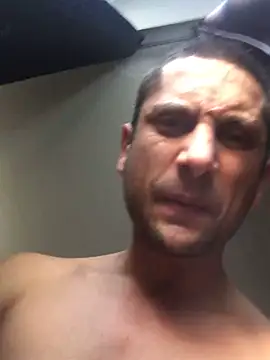 Kiss me2507 online show from 13, 1, 2025