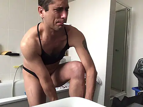 Kiss me2507 online show from 2, 2, 2025