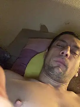 Kiss me2507 online show from 22, 2, 2025