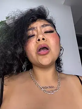 Snapshot of Tamara_Curvy chatting on 6, 3, 2025 Tamara Curvy online show from 6, 3, 2025
